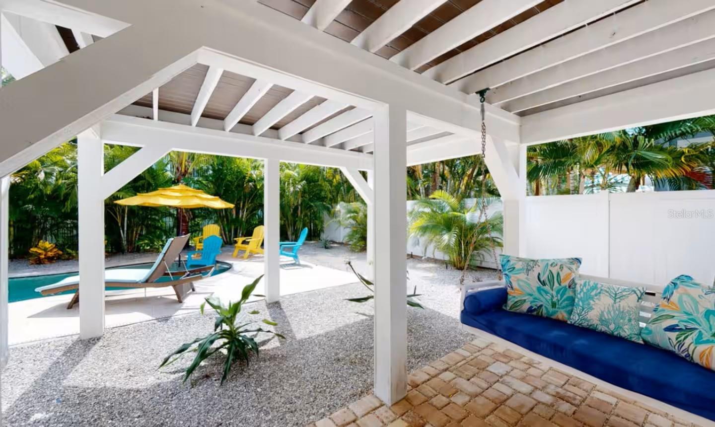 111 CEDAR AVE, ANNA MARIA, FL, 34216