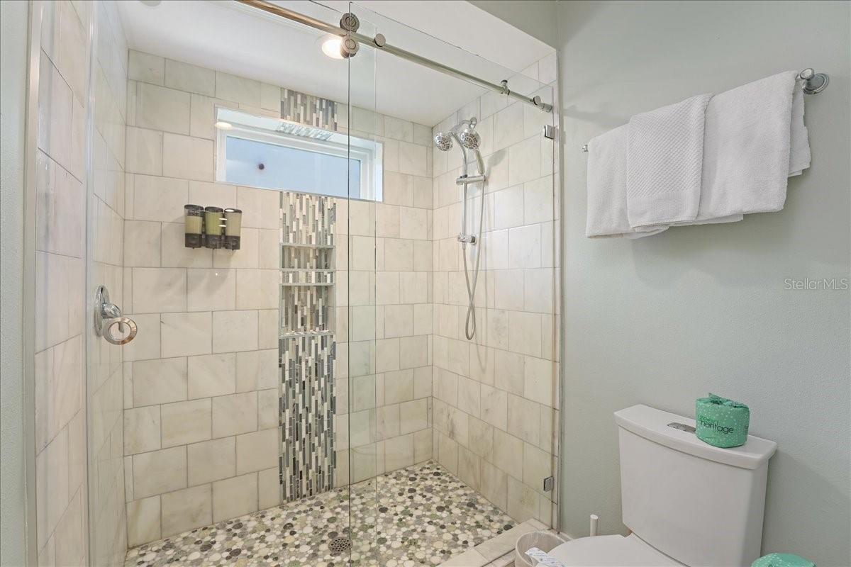 A4669701 Property Photo