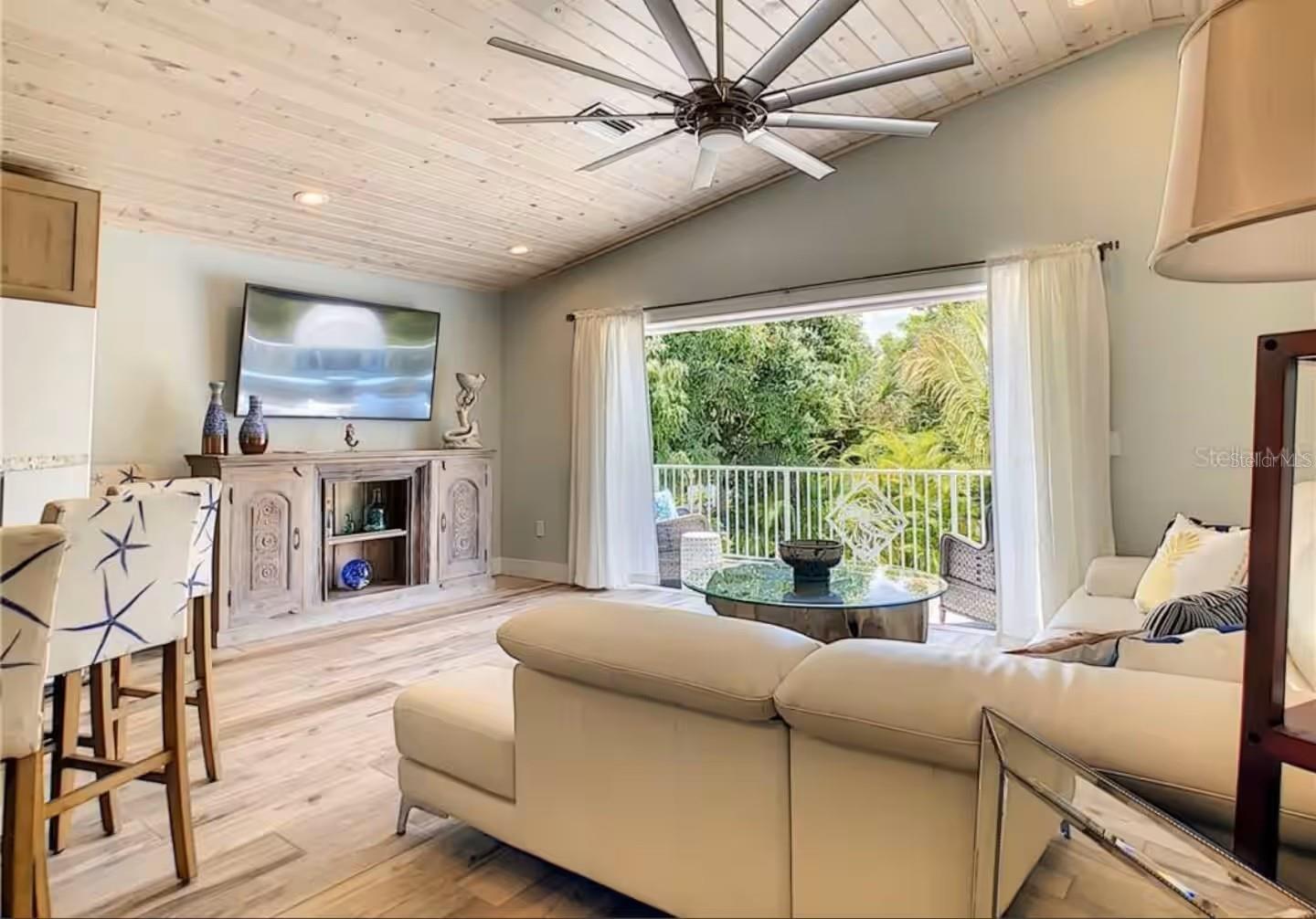 111 CEDAR AVE, ANNA MARIA, FL, 34216