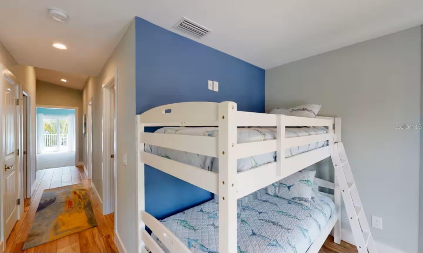 111 CEDAR AVE, ANNA MARIA, FL, 34216