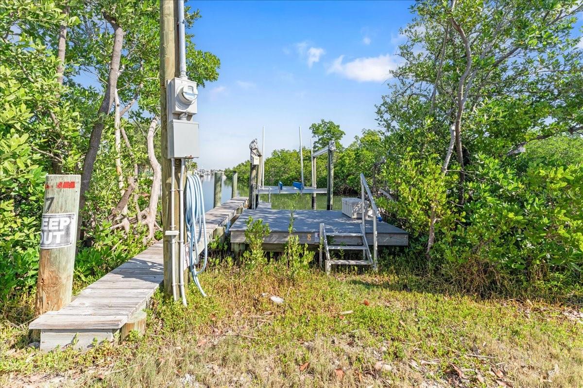 A4669701 Property Photo