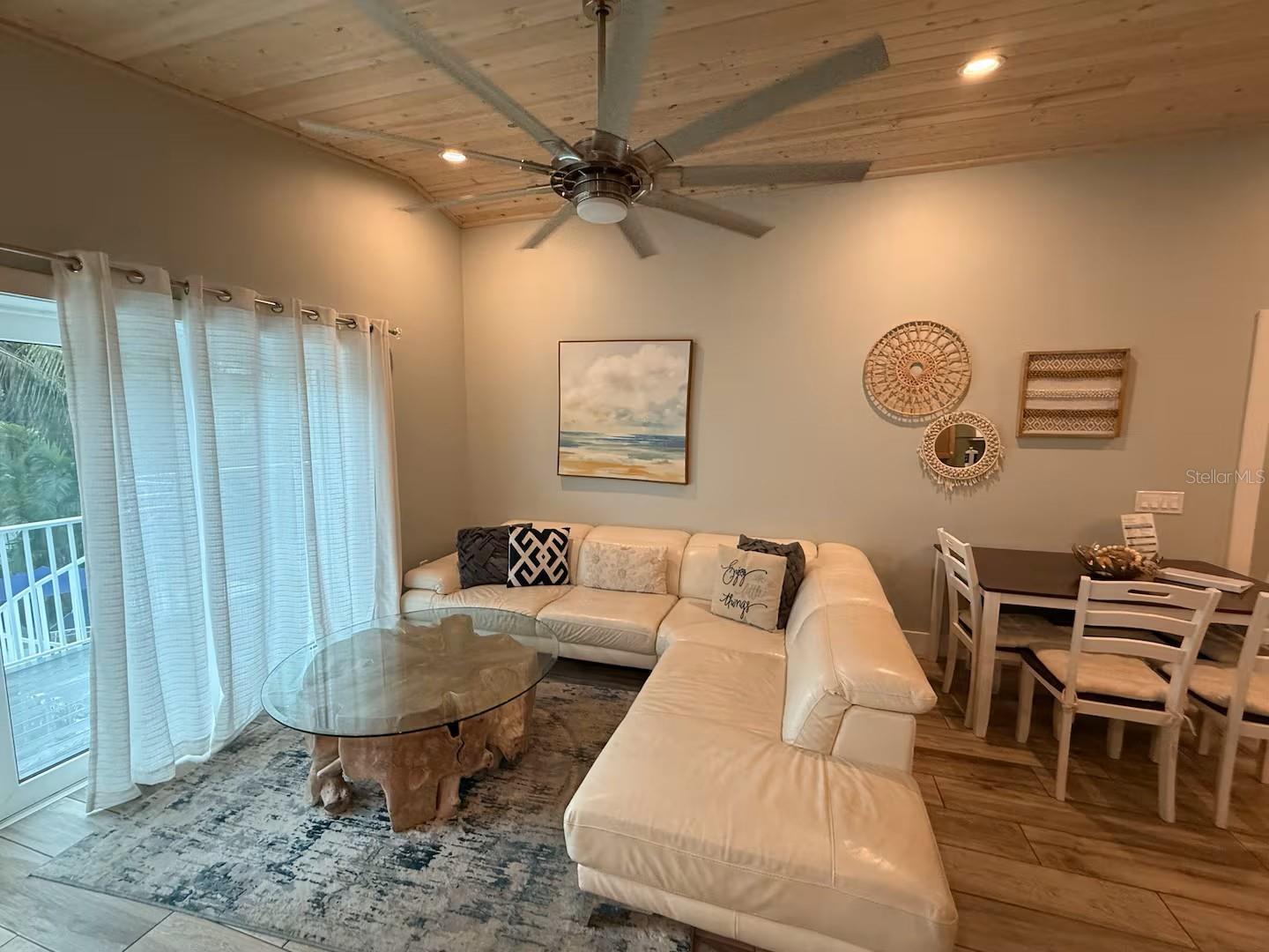 111 CEDAR AVE, ANNA MARIA, FL, 34216