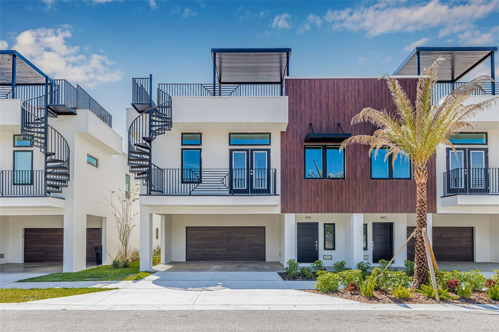 490 87TH AVENUE NORTH, ST PETERSBURG, FL, 33702