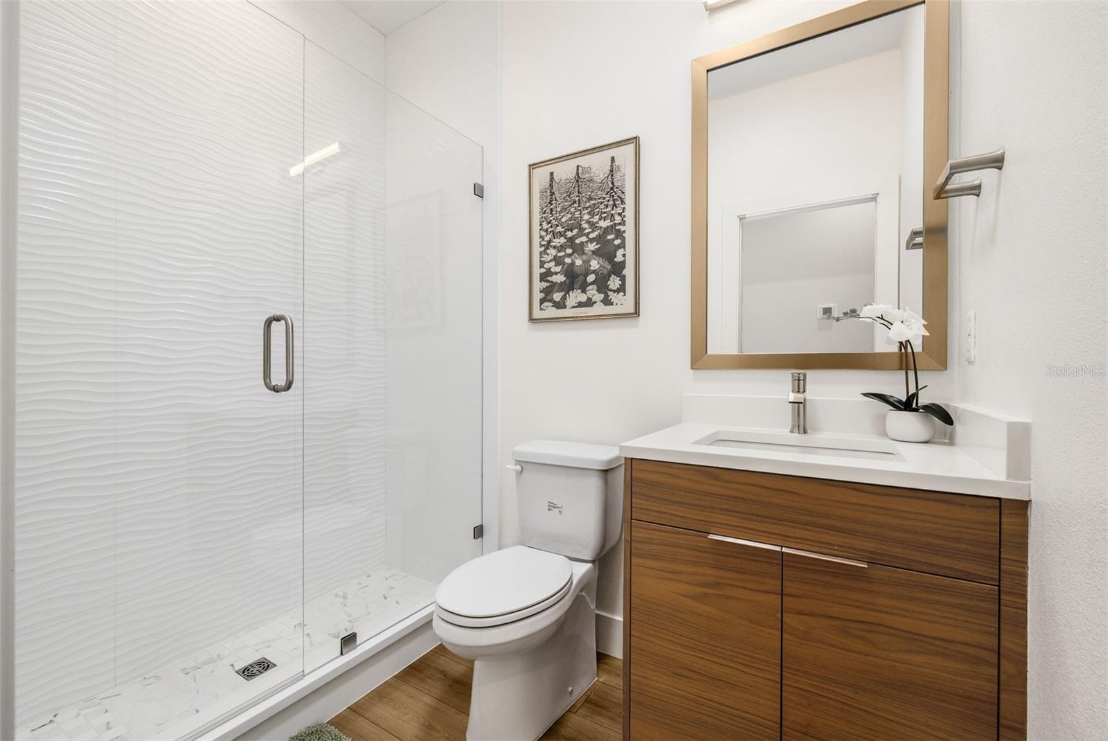 490 87TH AVENUE NORTH, ST PETERSBURG, FL, 33702