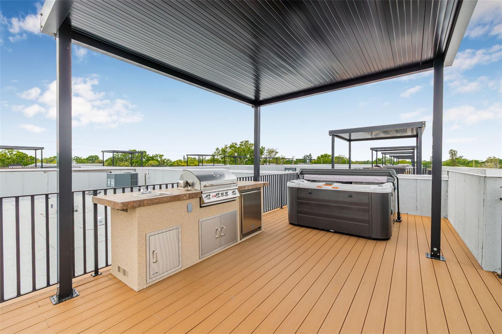 490 87TH AVENUE NORTH, ST PETERSBURG, FL, 33702