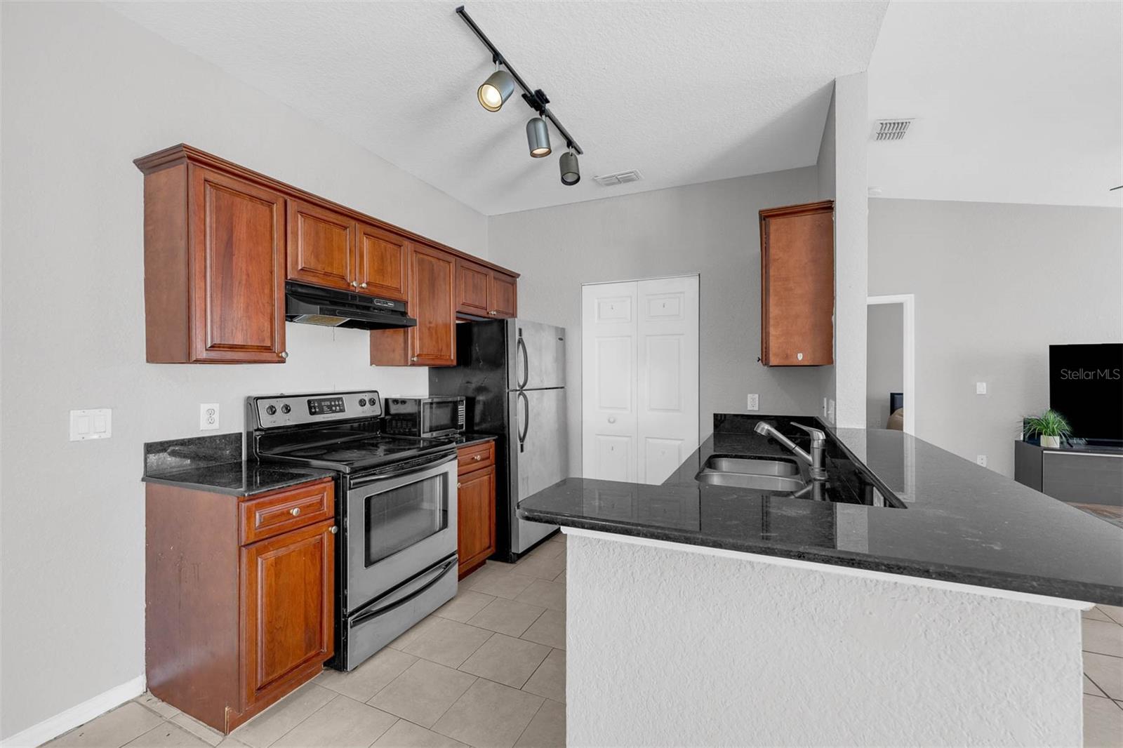 836 GRAND REGENCY PT #200, ALTAMONTE SPRINGS, FL, 32714