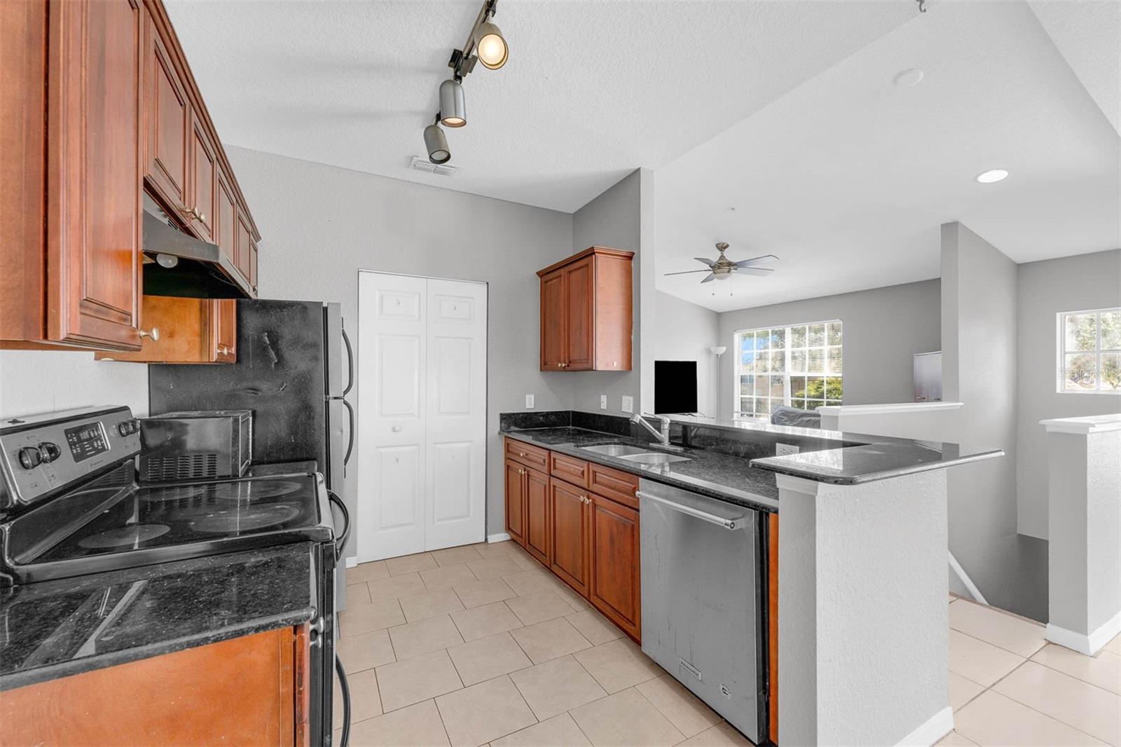 836 GRAND REGENCY PT #200, ALTAMONTE SPRINGS, FL, 32714