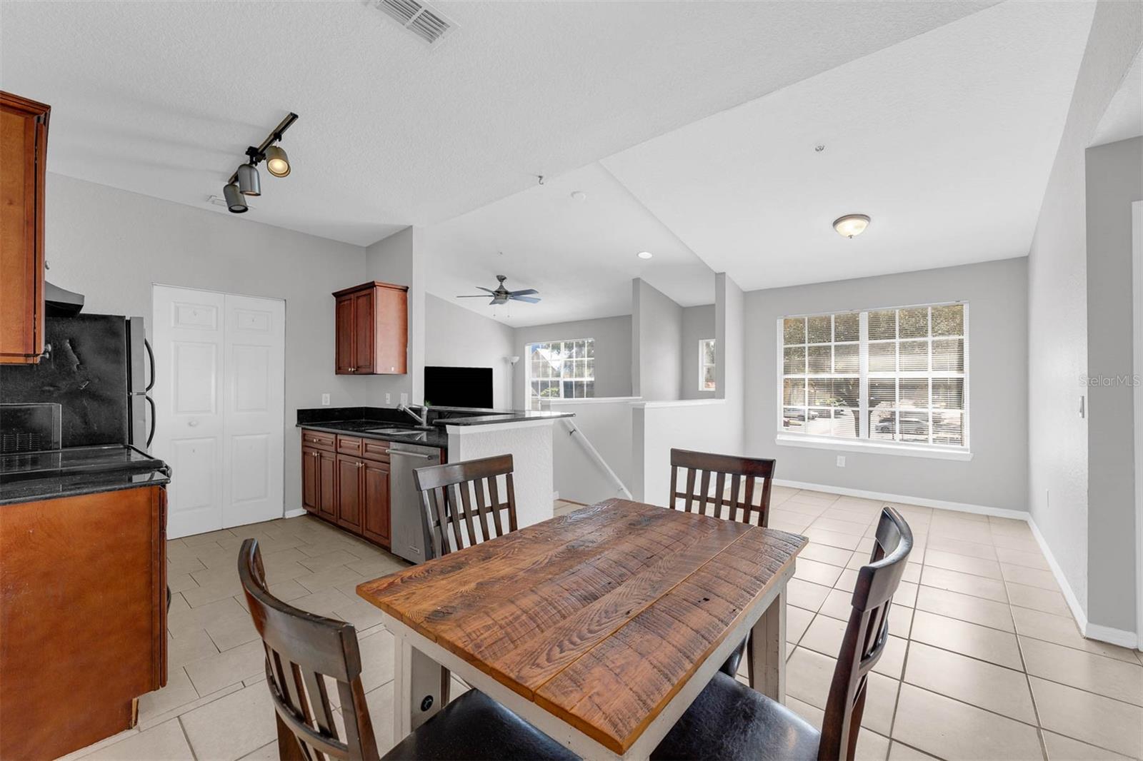 836 GRAND REGENCY PT #200, ALTAMONTE SPRINGS, FL, 32714