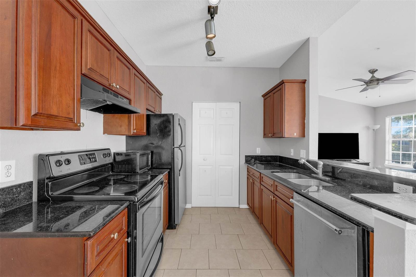 836 GRAND REGENCY PT #200, ALTAMONTE SPRINGS, FL, 32714