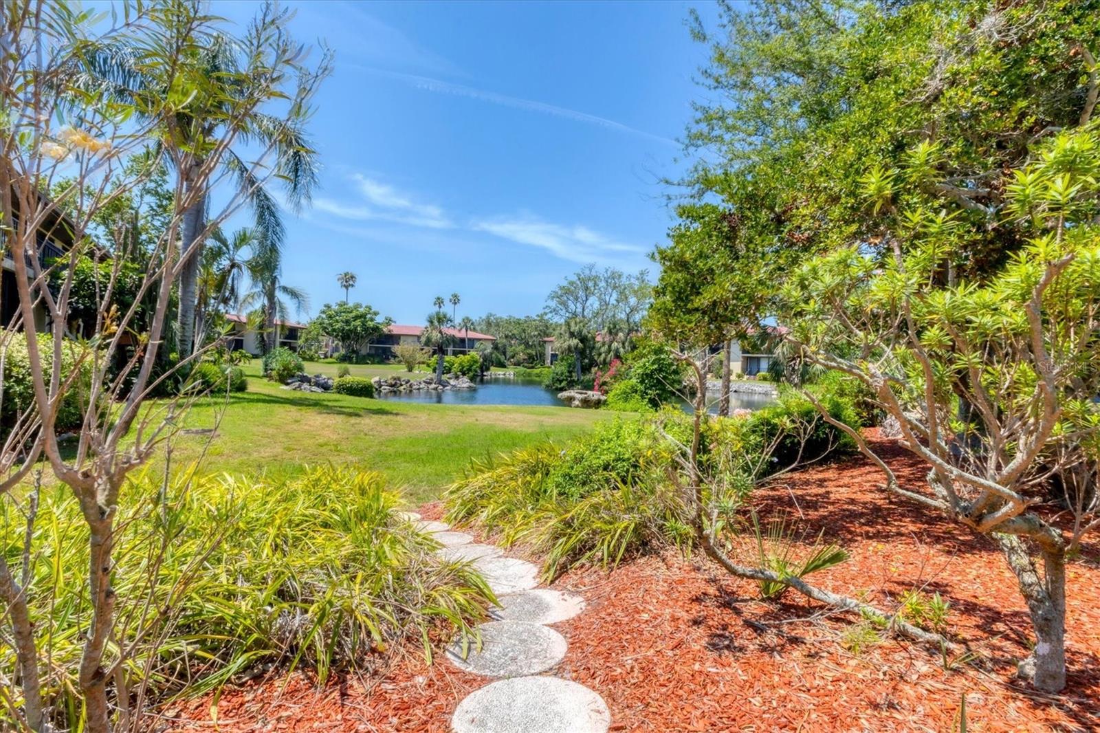 6403 PELICAN DR, BRADENTON, FL, 34210