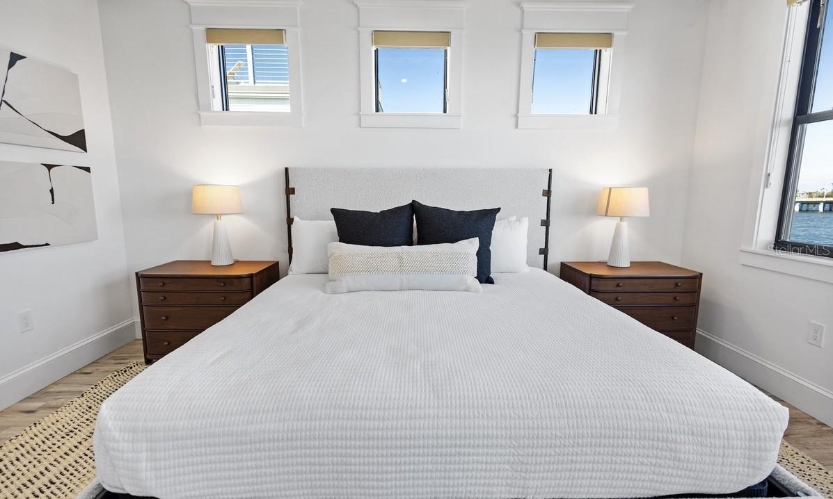 203 BAY DR N, BRADENTON BEACH, FL, 34217