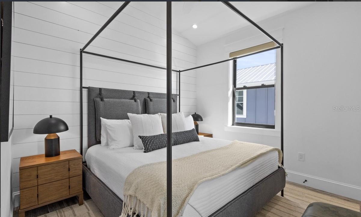 203 BAY DR N, BRADENTON BEACH, FL, 34217