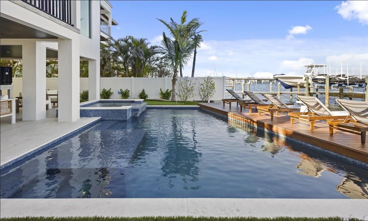 203 BAY DR N, BRADENTON BEACH, FL, 34217