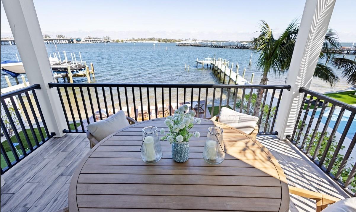 203 BAY DR N, BRADENTON BEACH, FL, 34217