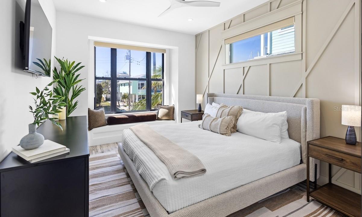 203 BAY DR N, BRADENTON BEACH, FL, 34217