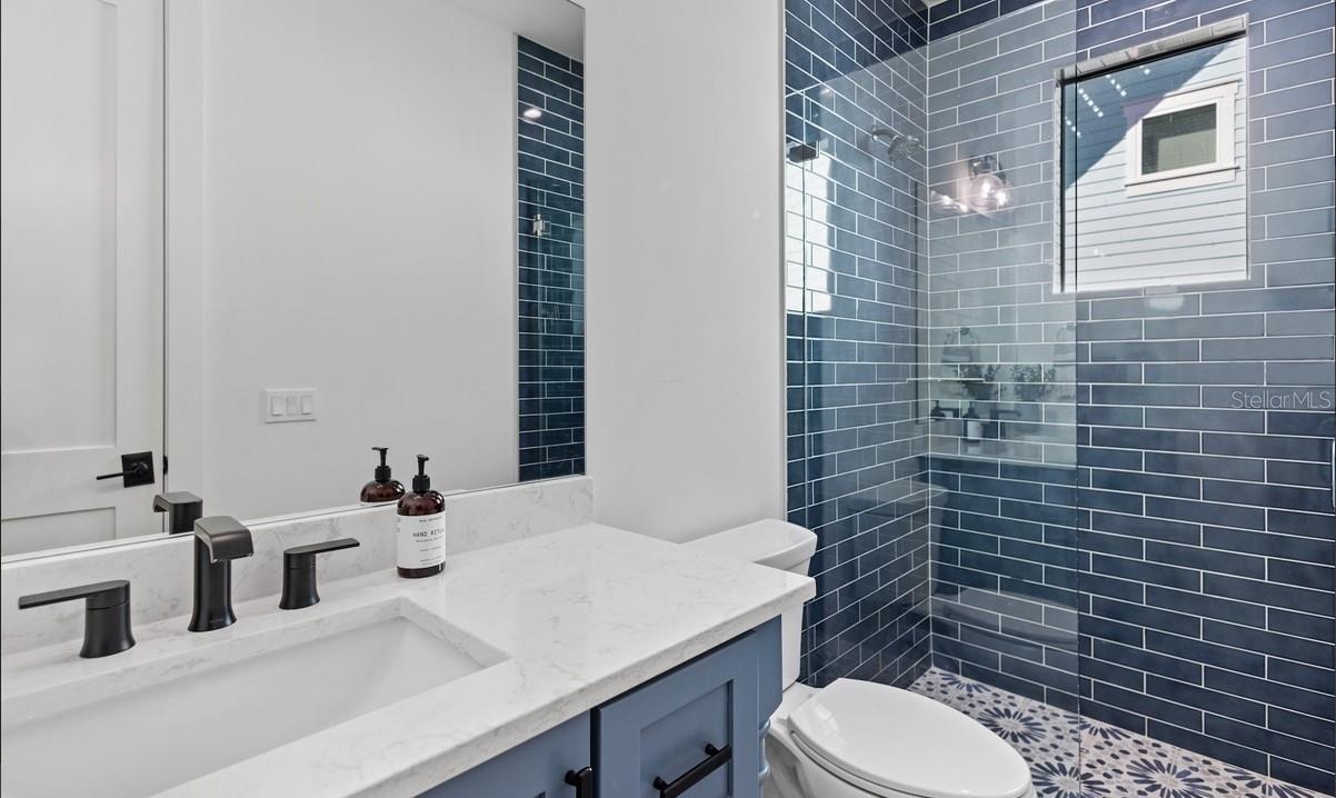 203 BAY DR N, BRADENTON BEACH, FL, 34217