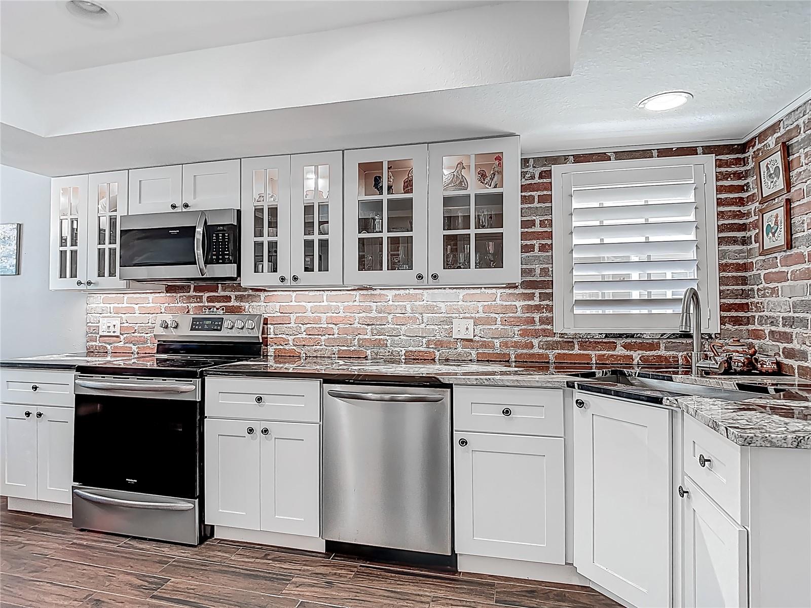 3611 PINE KNOT DR #., VALRICO, FL, 33596