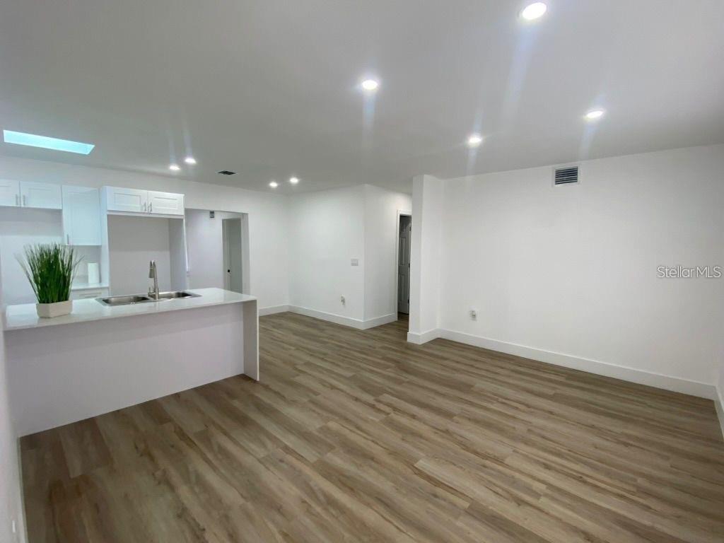 22011 CATHERINE AVE, PORT CHARLOTTE, FL, 33952