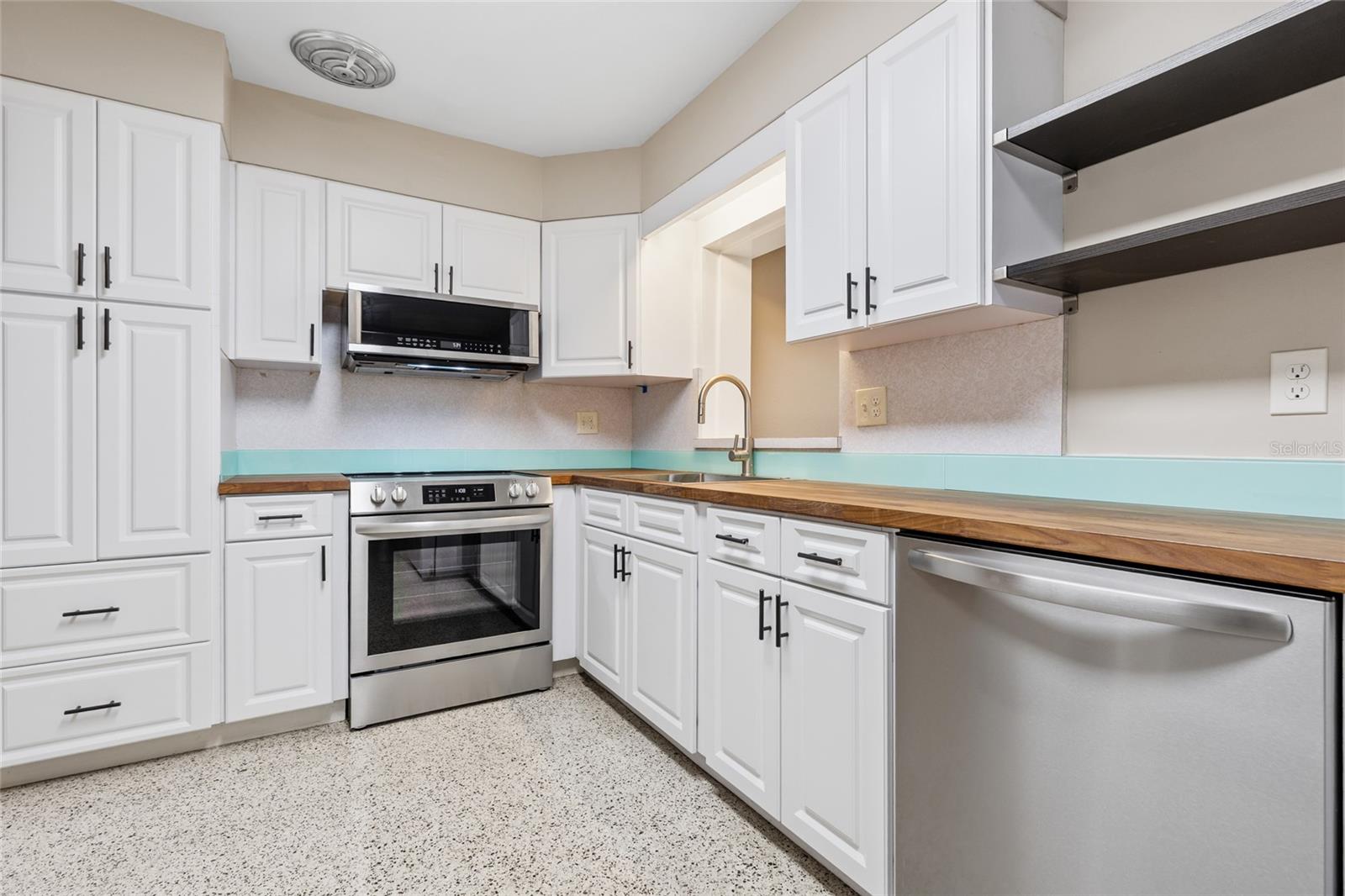 2700 67TH ST N, ST PETERSBURG, FL, 33710