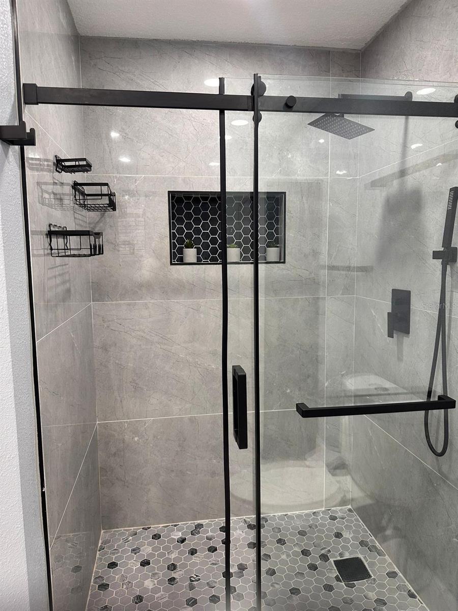 2 YORK CT, KISSIMMEE, FL, 34758