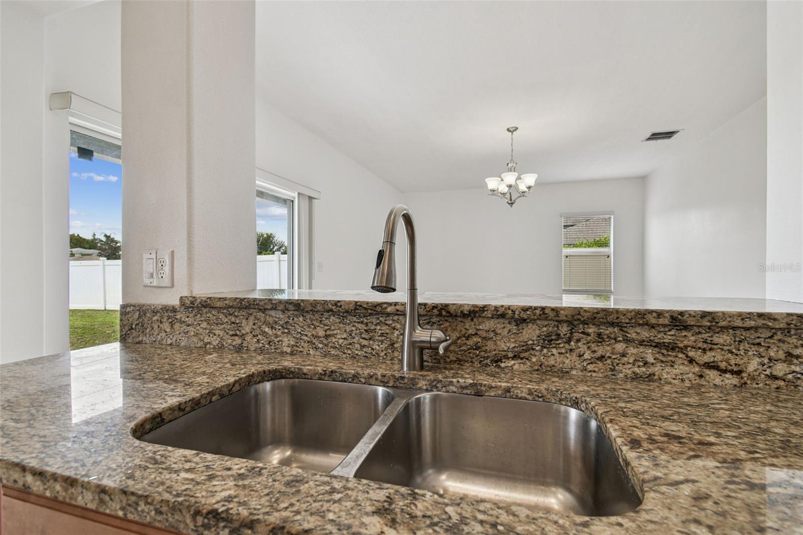 18530 STROMBURY DR, LAND O LAKES, FL, 34638