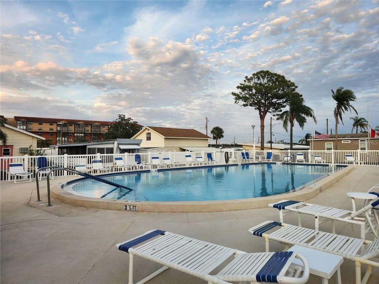 236 CAROL DR #236, SEMINOLE, FL, 33772