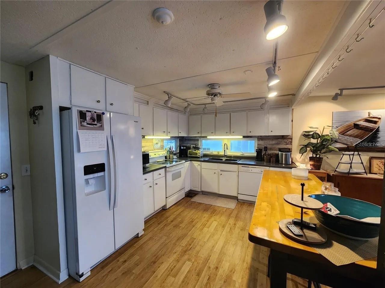 236 CAROL DR #236, SEMINOLE, FL, 33772