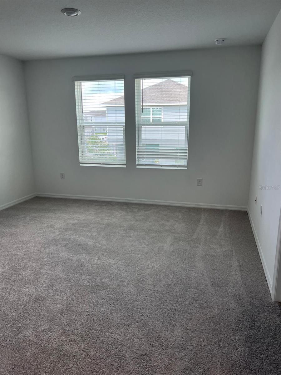 2549 PENGUIN BLVD, DAVENPORT, FL, 33837