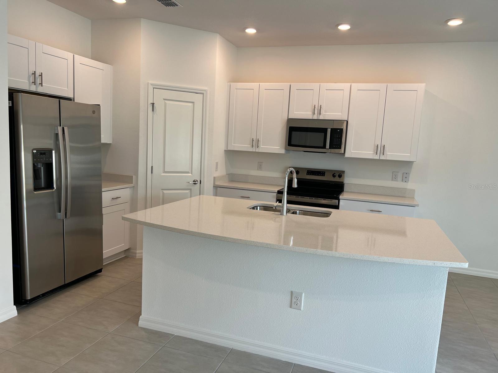 2549 PENGUIN BLVD, DAVENPORT, FL, 33837