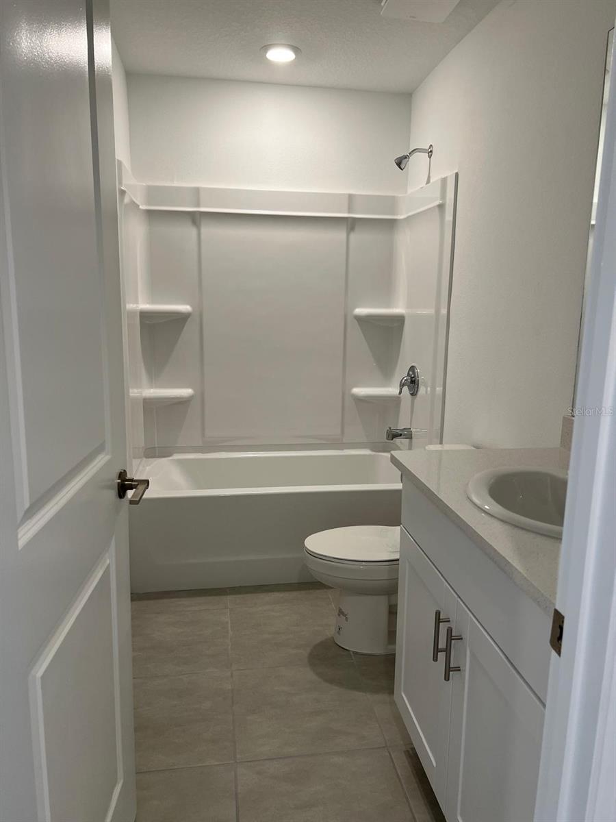 2549 PENGUIN BLVD, DAVENPORT, FL, 33837