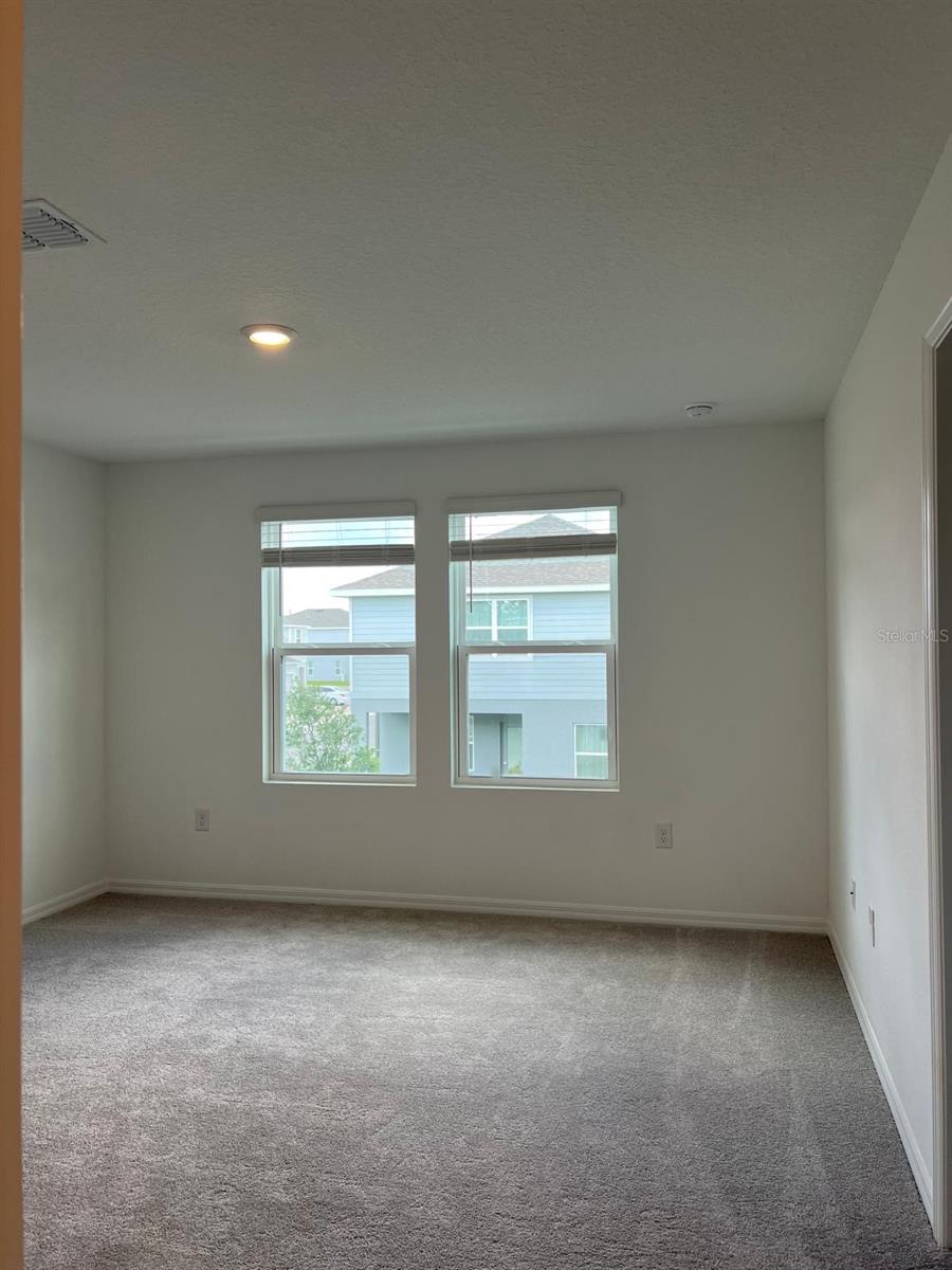 2549 PENGUIN BLVD, DAVENPORT, FL, 33837