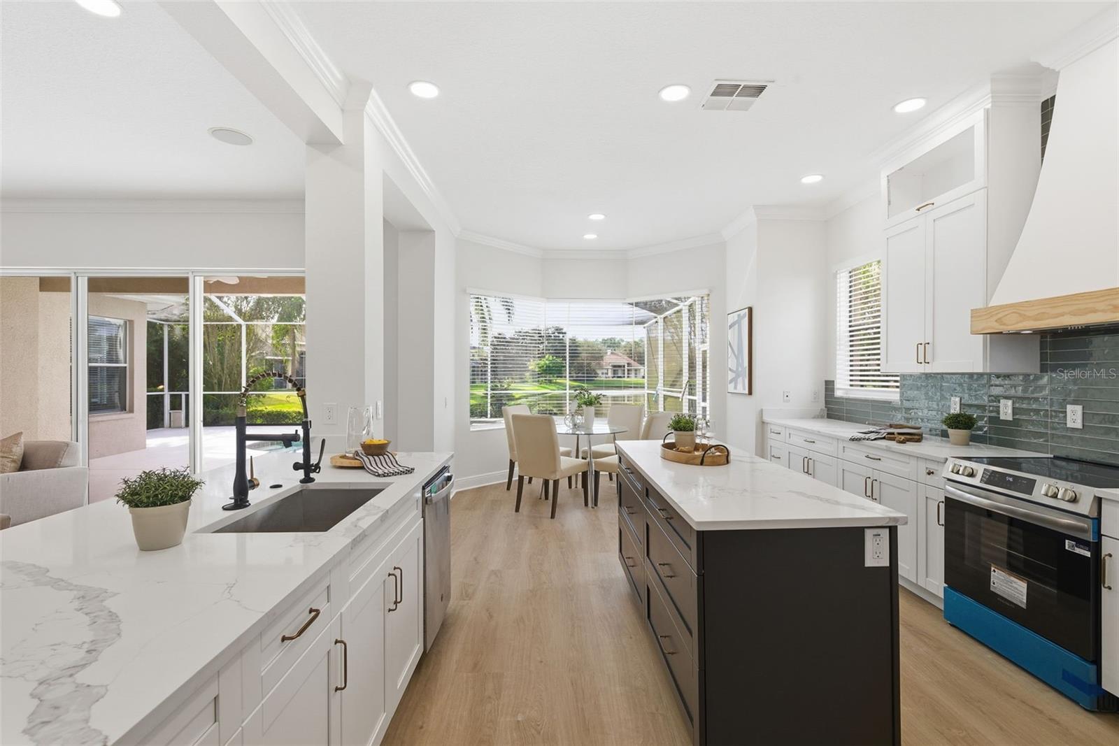 10145 DEERCLIFF DR, TAMPA, FL, 33647