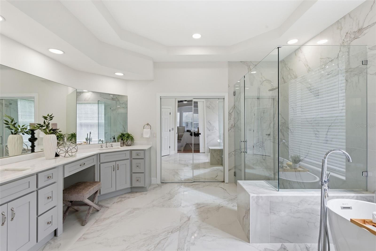 10145 DEERCLIFF DR, TAMPA, FL, 33647