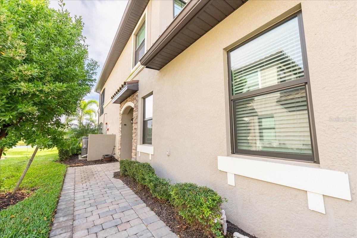 6025 WORSHAM LN #101, BRADENTON, FL, 34211