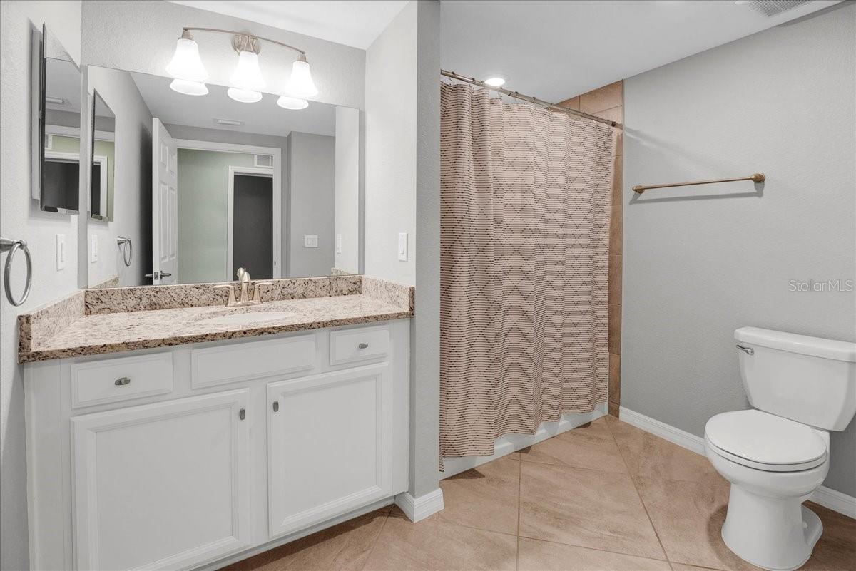 6025 WORSHAM LN #101, BRADENTON, FL, 34211