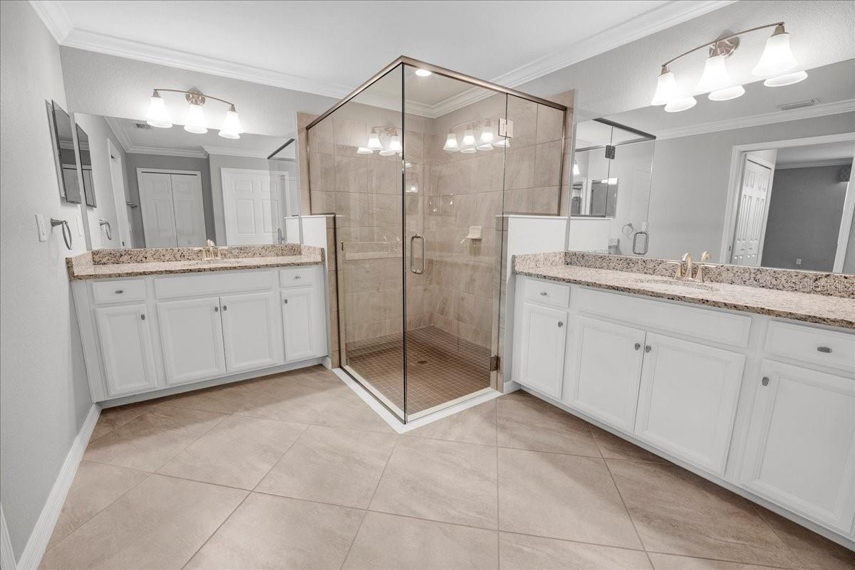 6025 WORSHAM LN #101, BRADENTON, FL, 34211