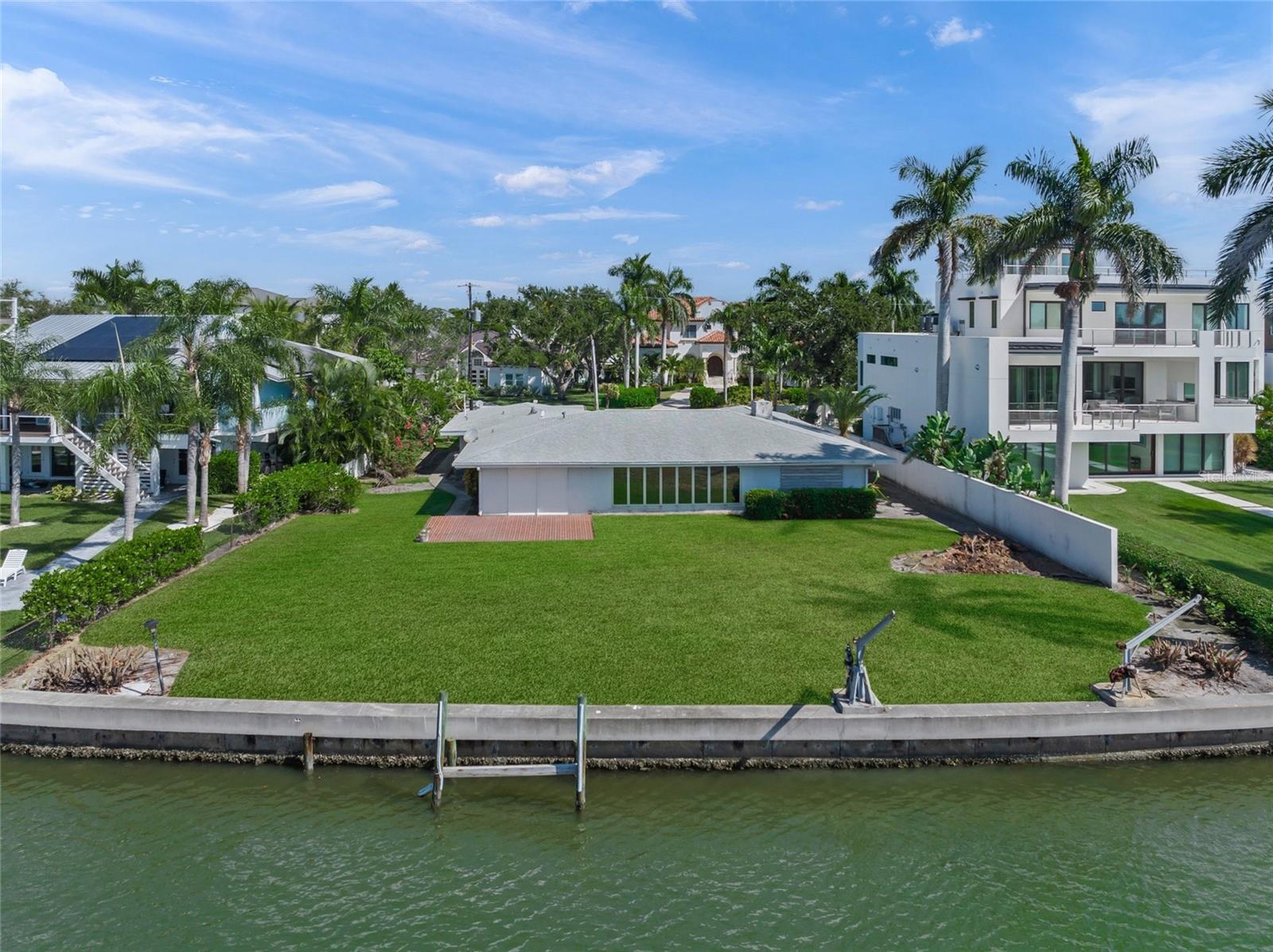 A4669709 Property Photo