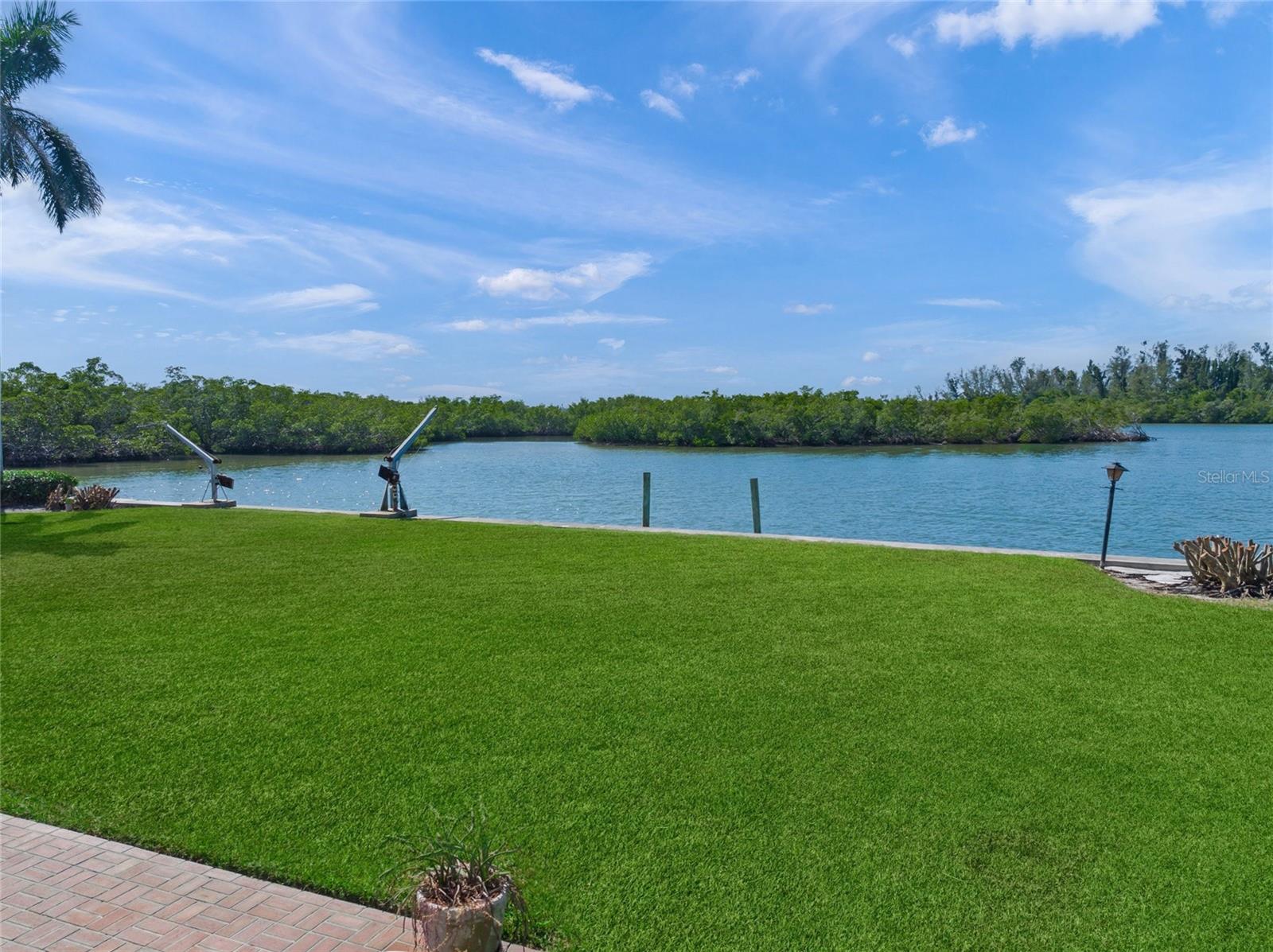 A4669709 Property Photo