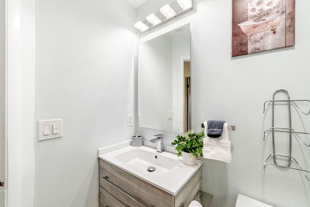 9020 DIXIANA VILLA CIR, TAMPA, FL, 33635