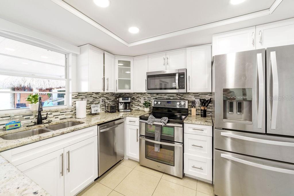 9020 DIXIANA VILLA CIR, TAMPA, FL, 33635