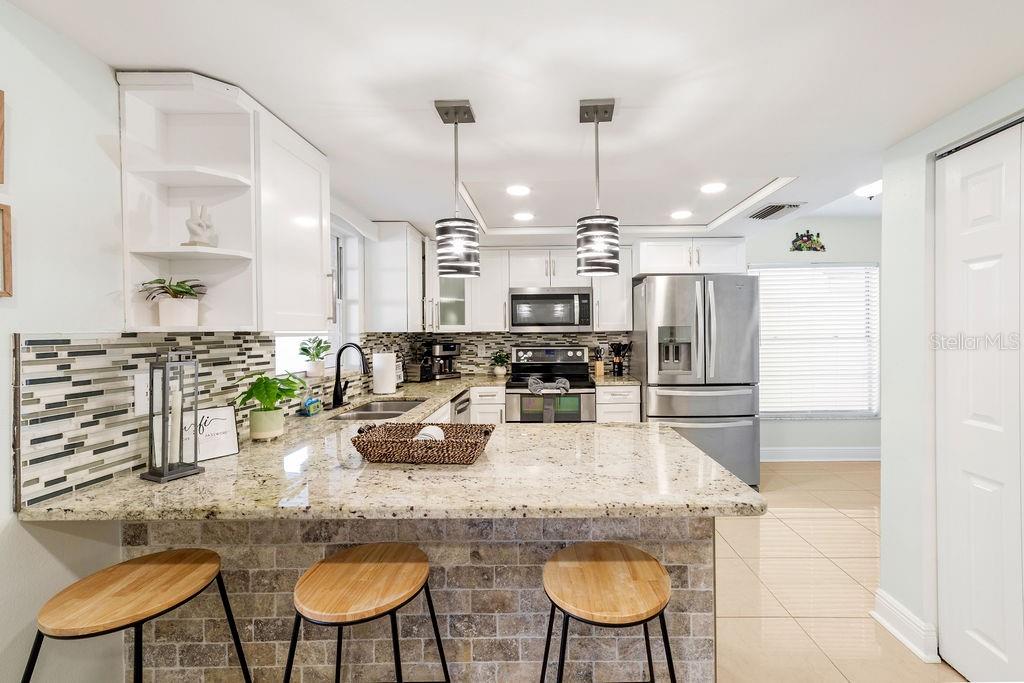 9020 DIXIANA VILLA CIR, TAMPA, FL, 33635