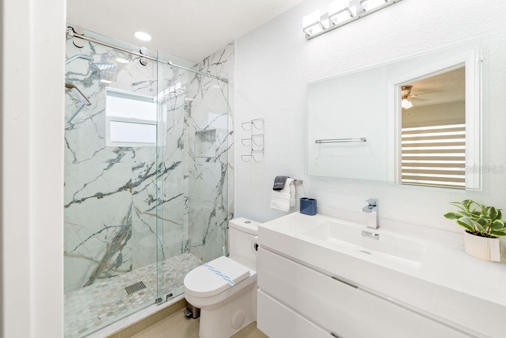 9020 DIXIANA VILLA CIR, TAMPA, FL, 33635