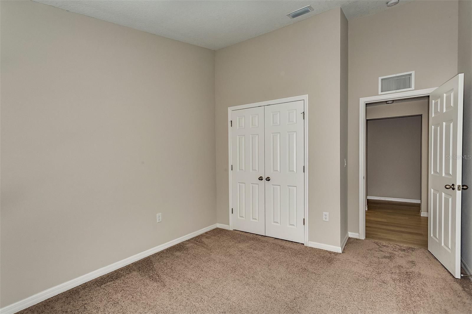 1049 FORESHORE LN, HAINES CITY, FL, 33844