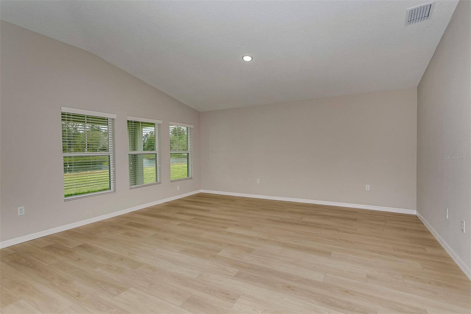 1049 FORESHORE LN, HAINES CITY, FL, 33844