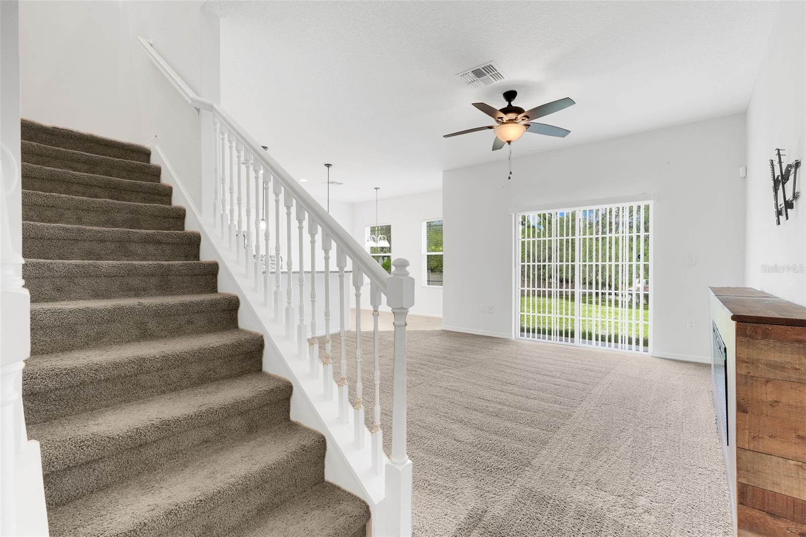 1020 LAKEFRONT VILLAGE DR, CLERMONT, FL, 34711