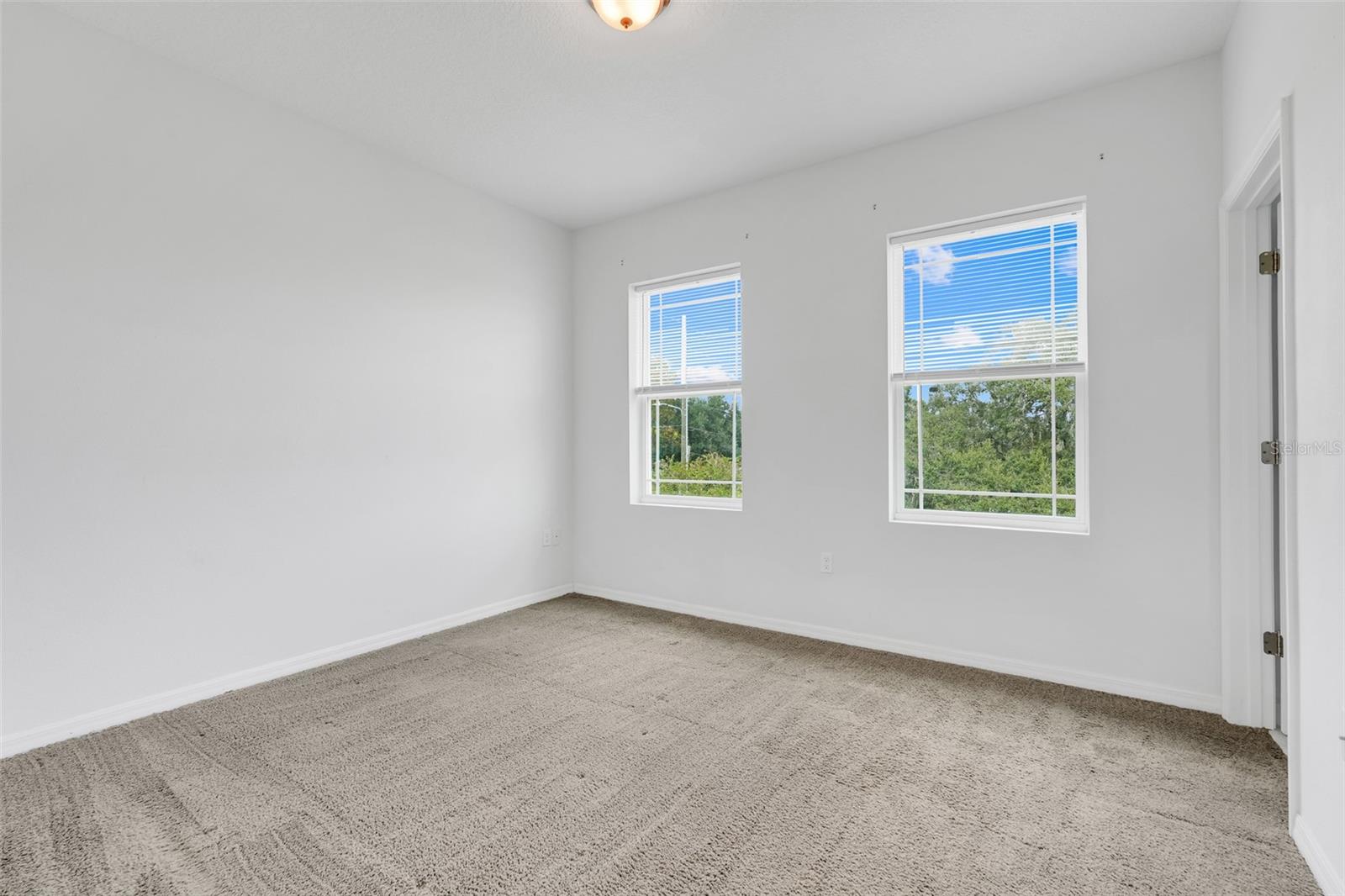 1020 LAKEFRONT VILLAGE DR, CLERMONT, FL, 34711