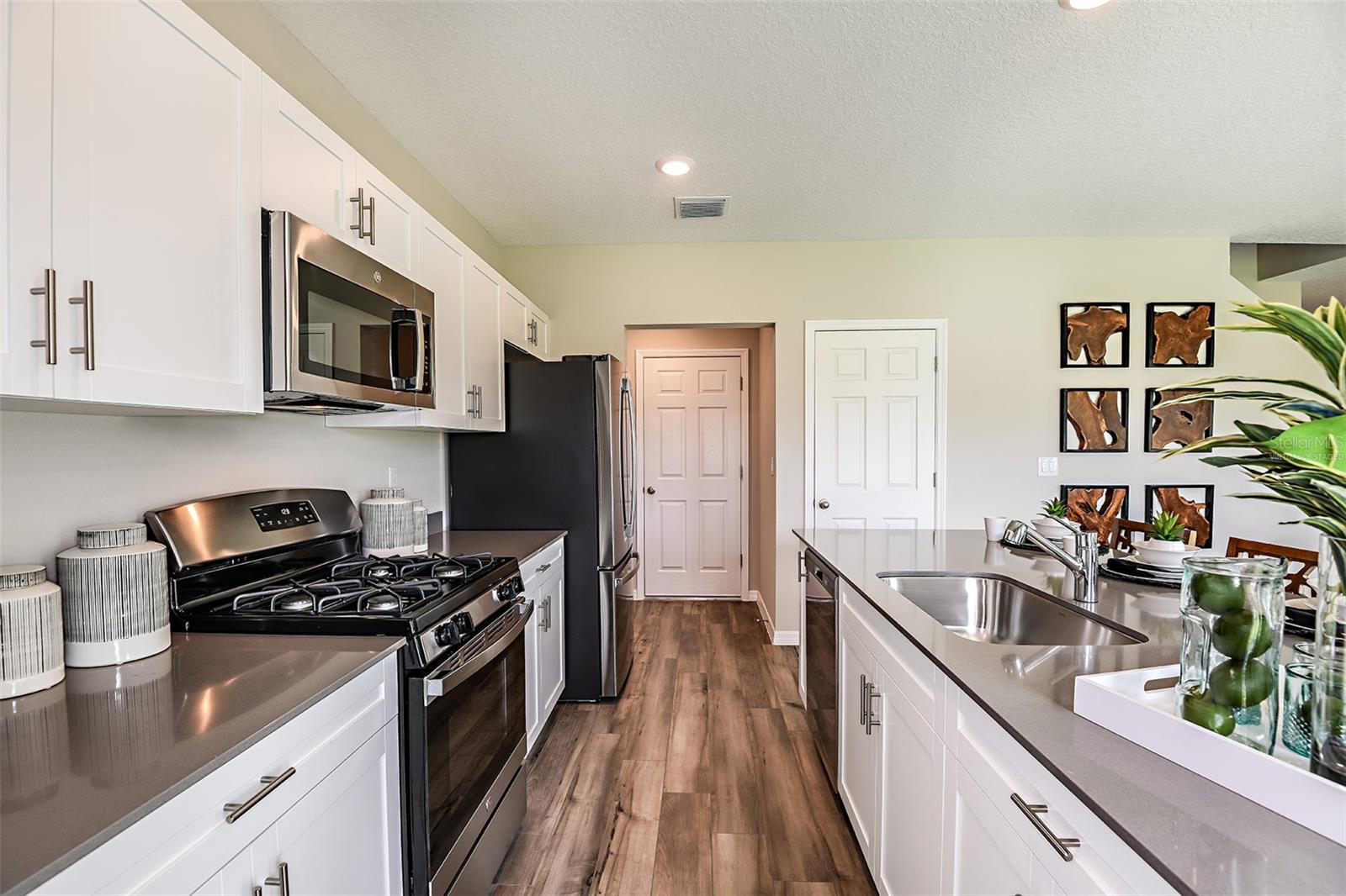 1045 FORESHORE LN, HAINES CITY, FL, 33844