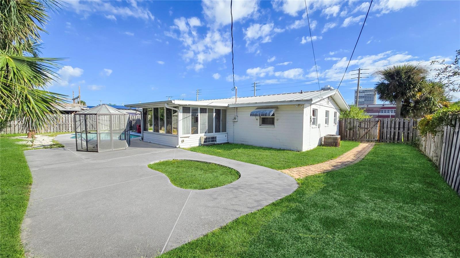 3011 N OLEANDER AVE, DAYTONA BEACH, FL, 32118