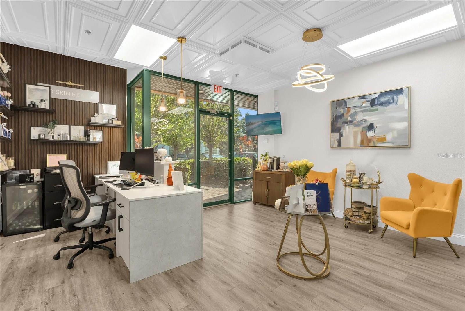 6881 KINGSPOINTE PKWY #16, ORLANDO, FL, 32819