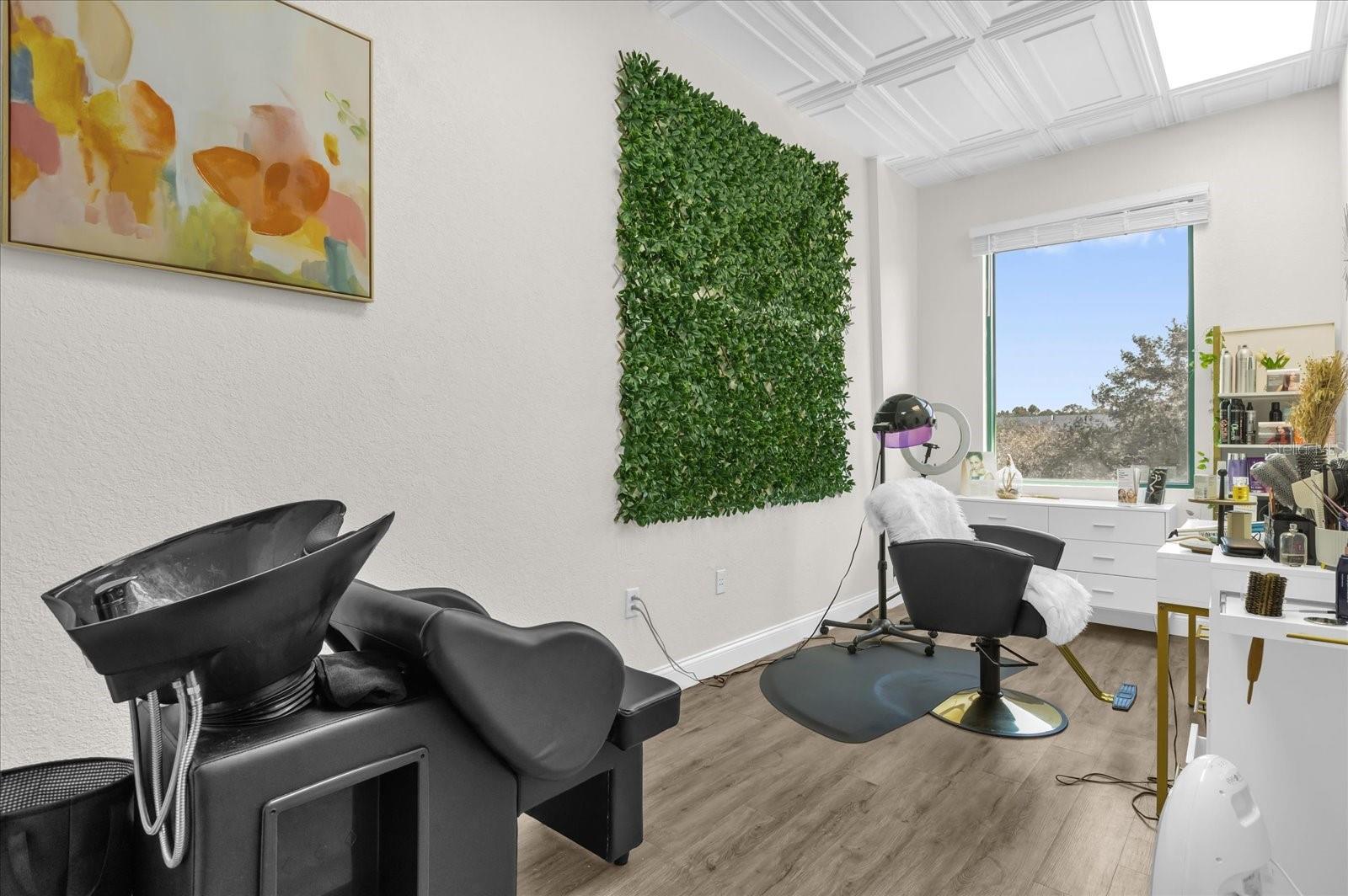 6881 KINGSPOINTE PKWY #16, ORLANDO, FL, 32819